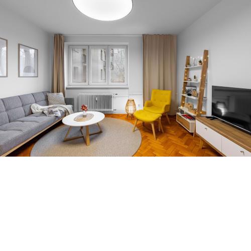 BNB Old Town Studio