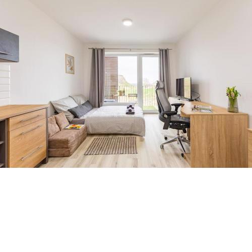 BNB : Sporty Studio Serenity