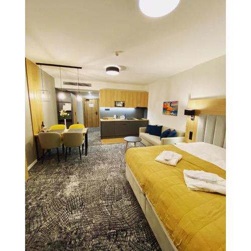 Luxapartmanbesenova Hotel Akvamarin