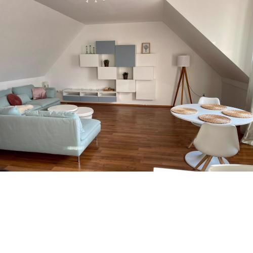 Modern flat with mountain view in city centre
