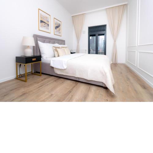 nook l Goldenbauer